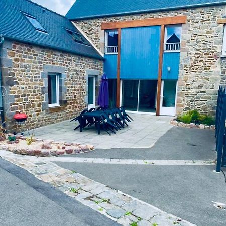 Willa Le Gite De La Mongatelais Roz-Landrieux Zewnętrze zdjęcie